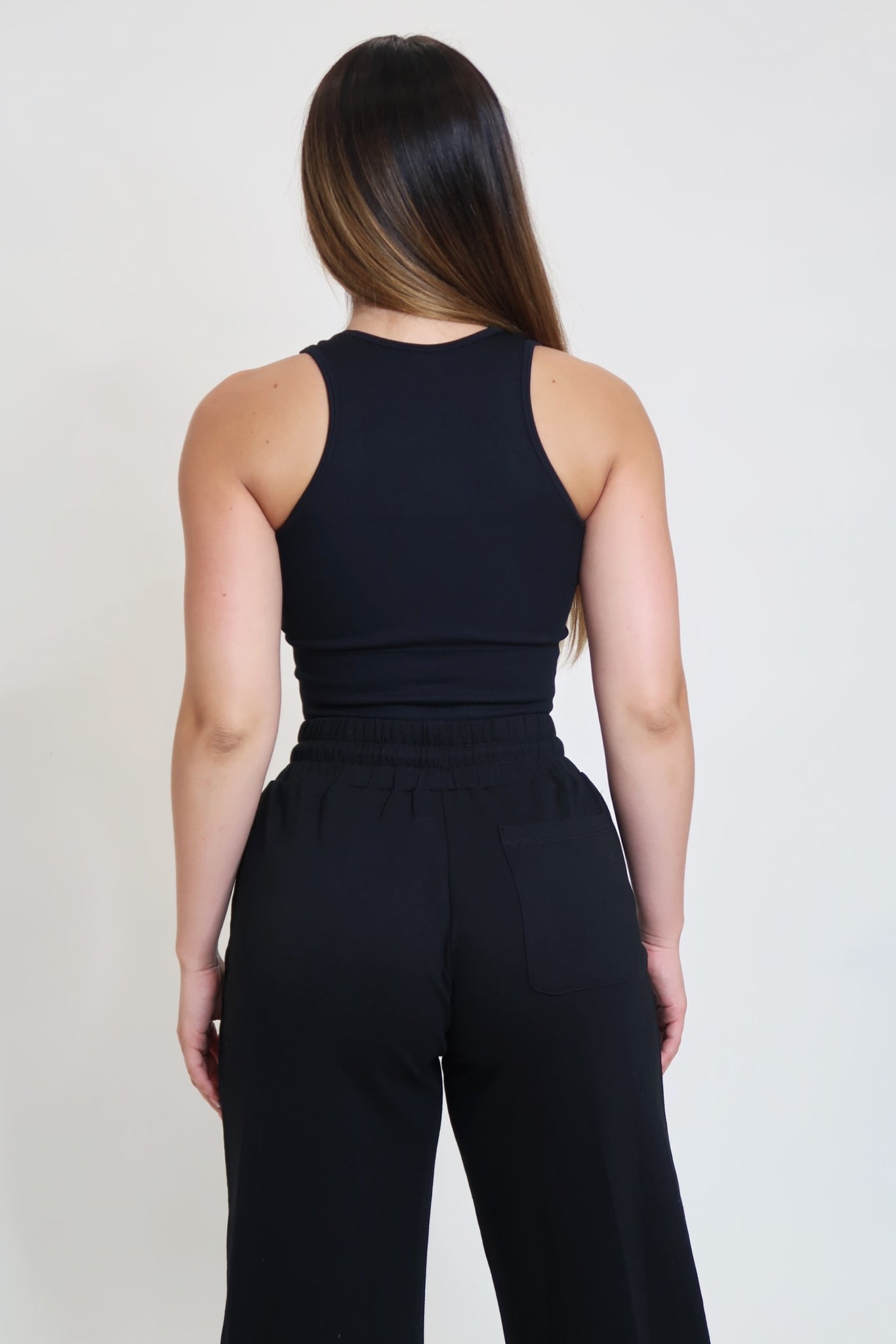 Refined crop top short sleeve