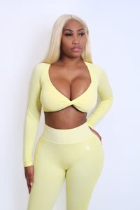 Curvique sports bra long sleeve